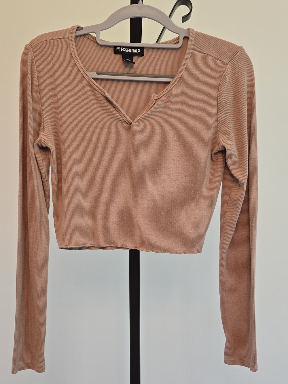 ESSENTIALS Long-Sleeve Ribbed Crop Top in Dusty Pink